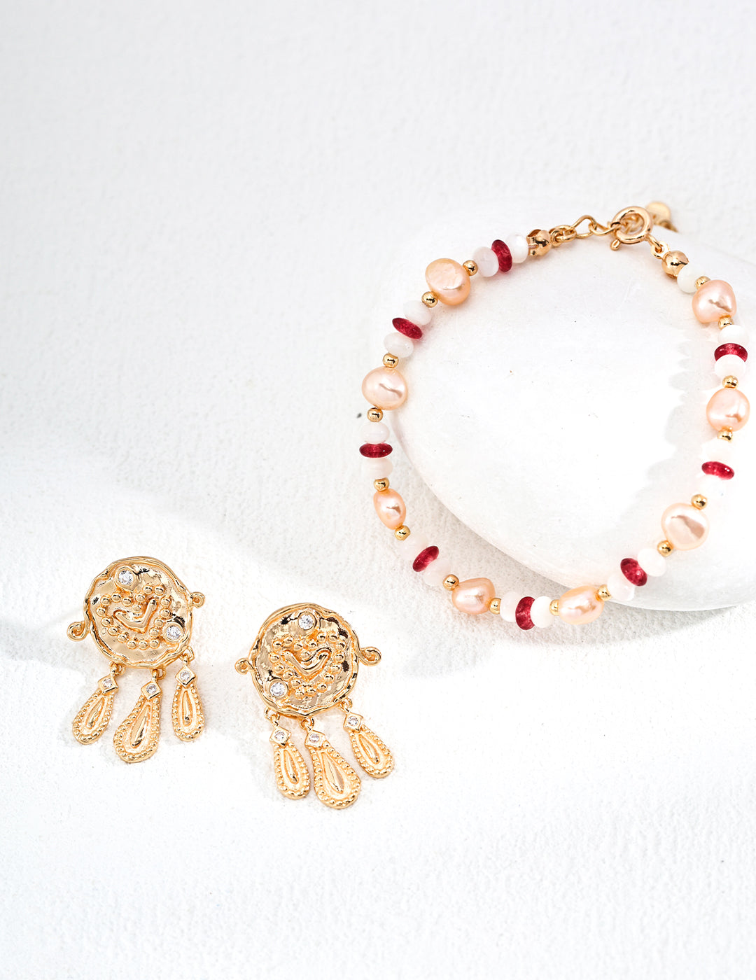 Vintage Gold-toned Earrings