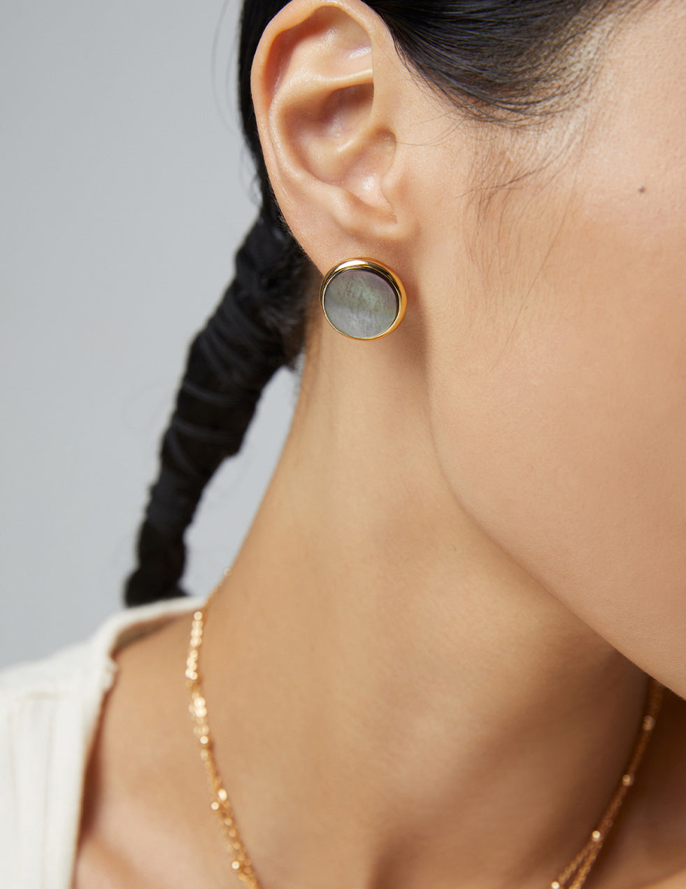 Minimalist black pearl earrings