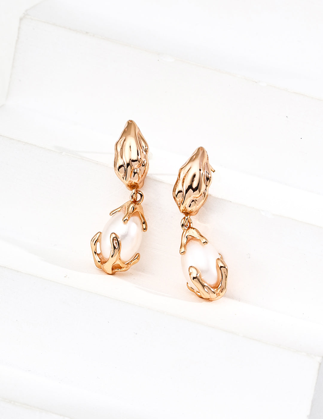 Flowing Lava Natural Pearl Earrings - S925 Silver