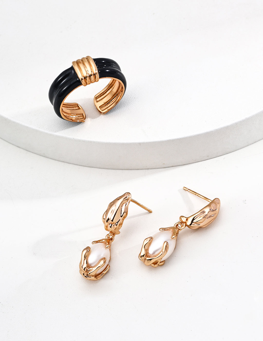 Flowing Lava Natural Pearl Earrings - S925 Silver